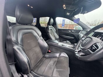 Used Volvo XC60 2018 for sale - 77523448: Photo