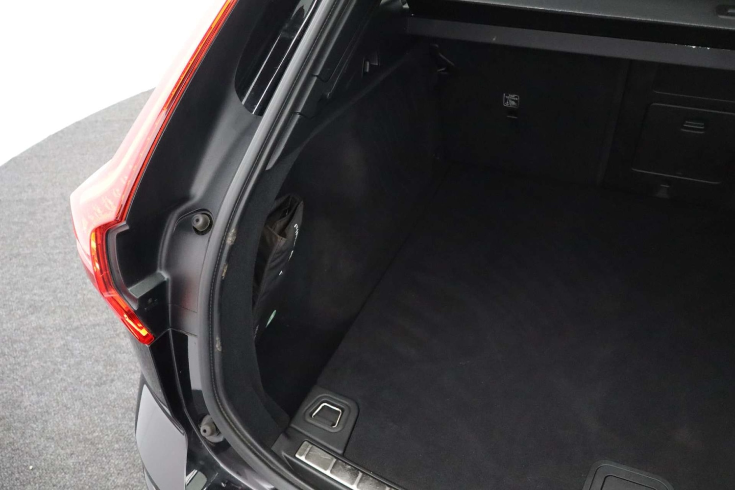 Used Volvo XC60 2018 for sale - 77523448: Photo 30