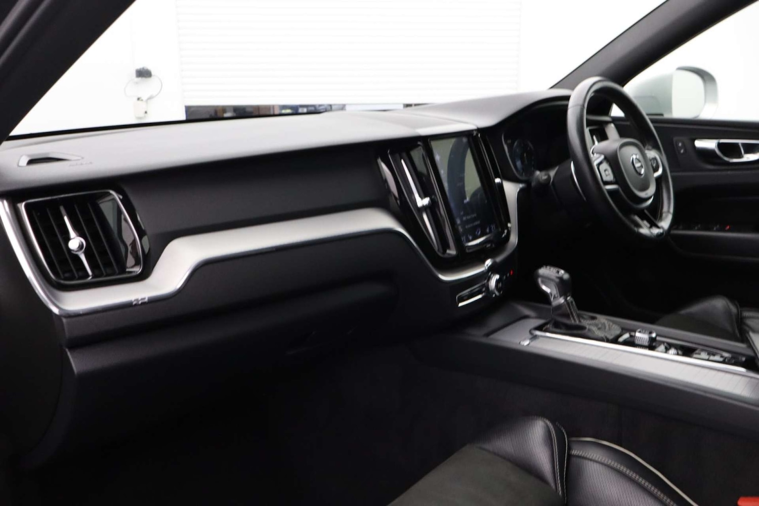 Used Volvo XC60 2018 for sale - 77523448: Photo 34