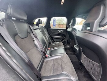 Used Volvo XC60 2018 for sale - 77523448: Photo