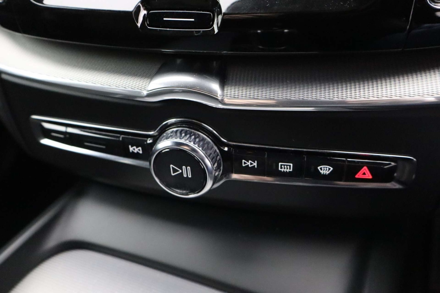 Used Volvo XC60 2018 for sale - 77523448: Photo 49