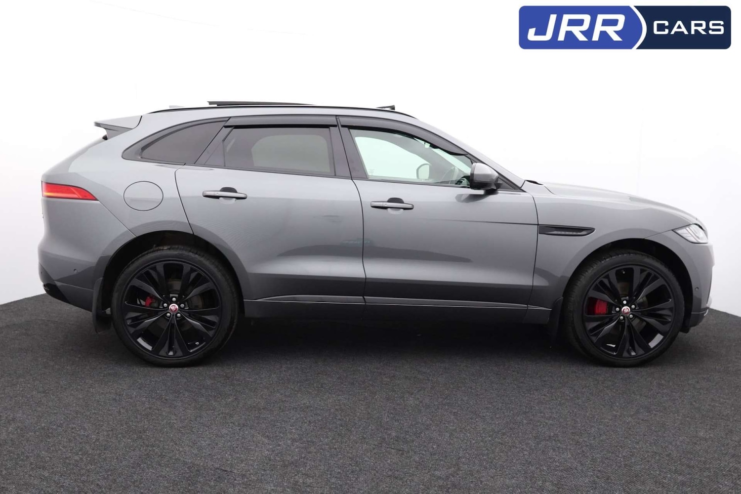 Used Jaguar F-Pace 2017 for sale - 76182717: Photo 3