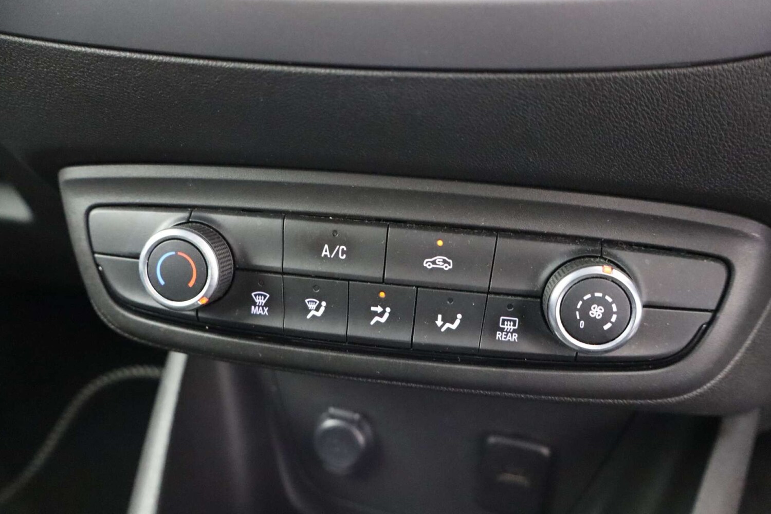 Used Vauxhall Crossland 2021 for sale - 76767893: Photo 24