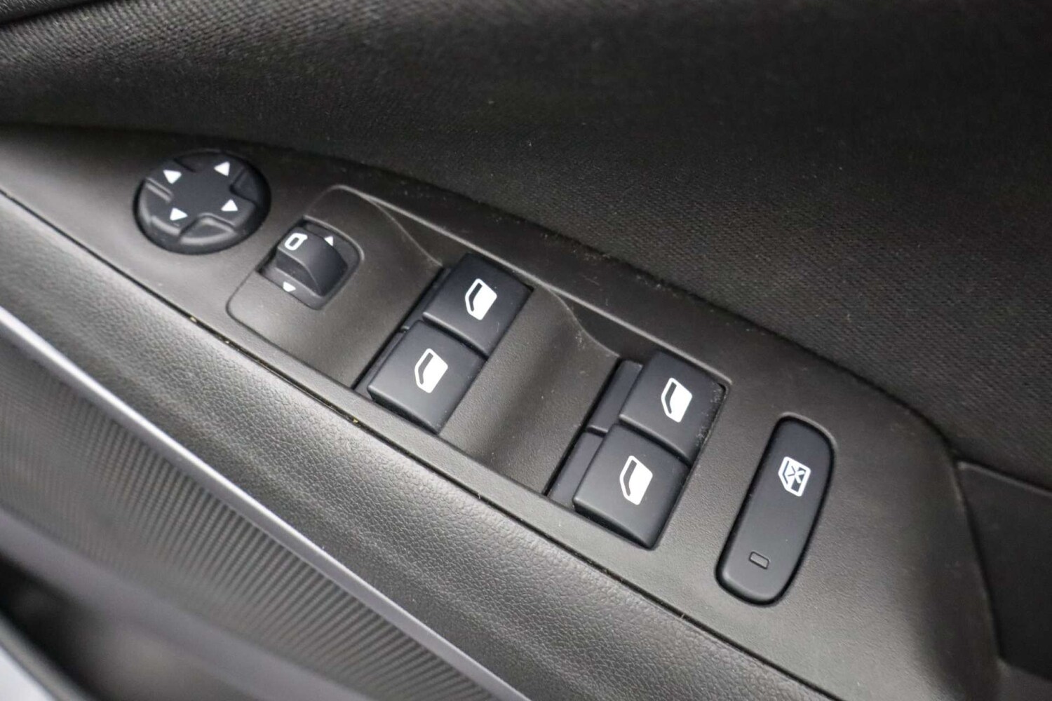 Used Vauxhall Crossland 2021 for sale - 76767893: Photo 29