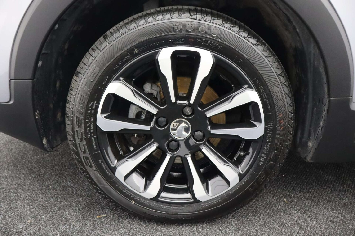 Used Vauxhall Crossland 2021 for sale - 76767893: Photo 34