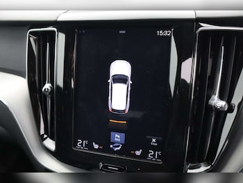 Used Volvo XC60 2018 for sale - 78846722: Photo