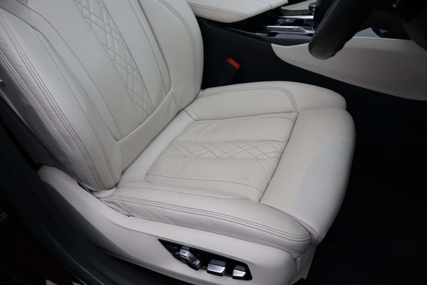 Used BMW 6 Series 2018 for sale - 76548066: Photo 26