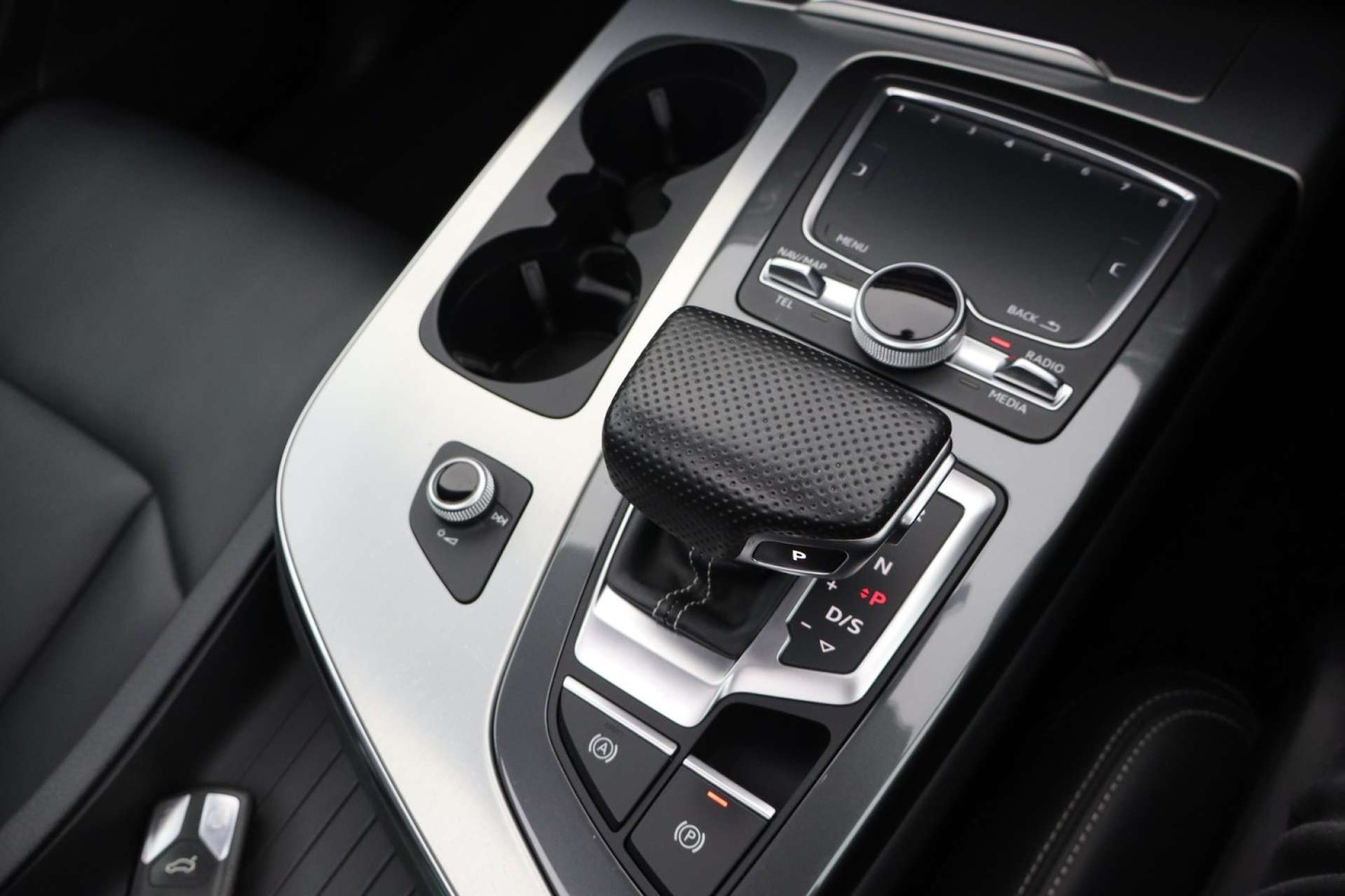 Used Audi Q7 2015 for sale - 77681211: Photo 40