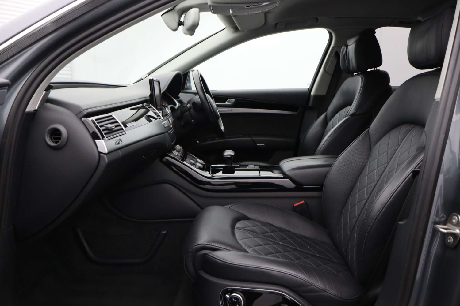 Used Audi A8 2016 for sale - 76628227: Photo 12