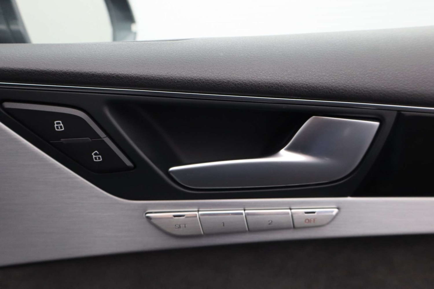 Used Audi A8 2016 for sale - 76628227: Photo 23