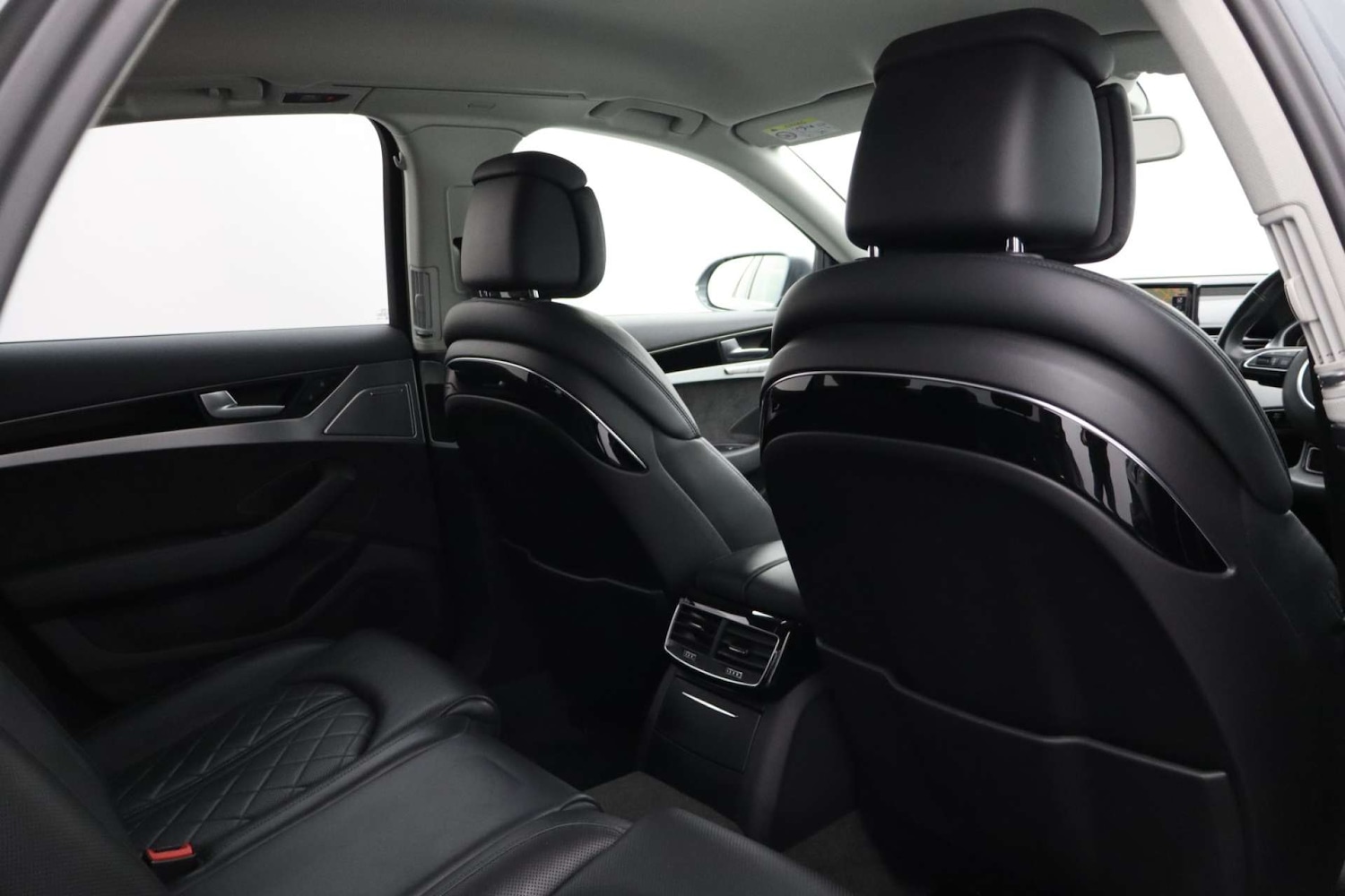 Used Audi A8 2016 for sale - 76628227: Photo 24