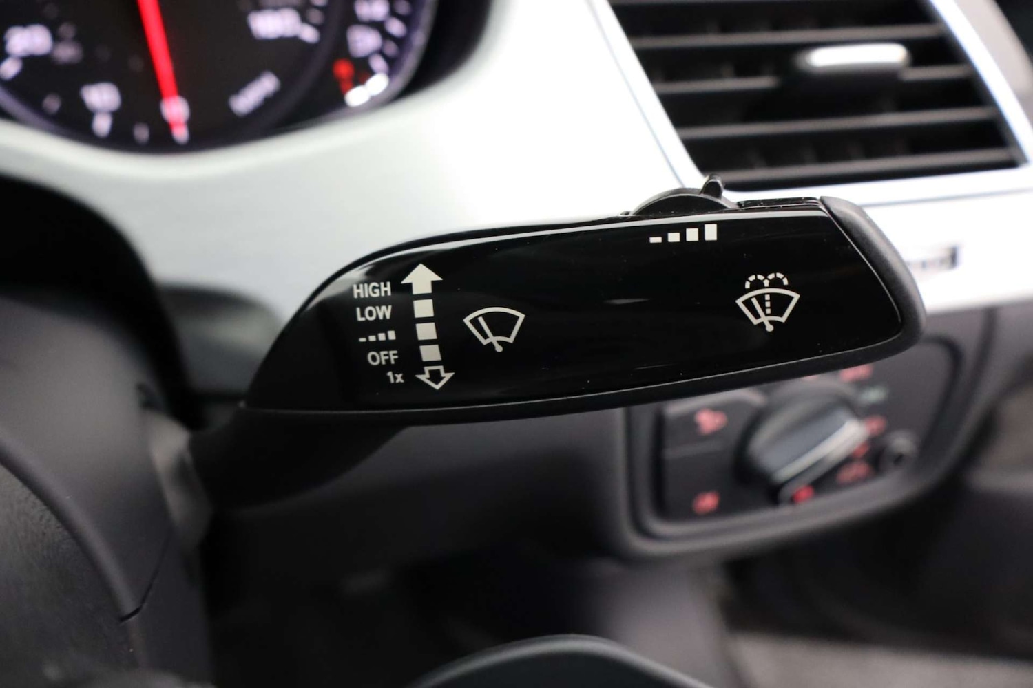 Used Audi A8 2016 for sale - 76628227: Photo 44