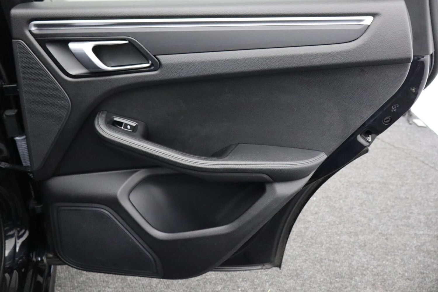 Used Porsche Macan 2018 for sale - 77584000: Photo 22