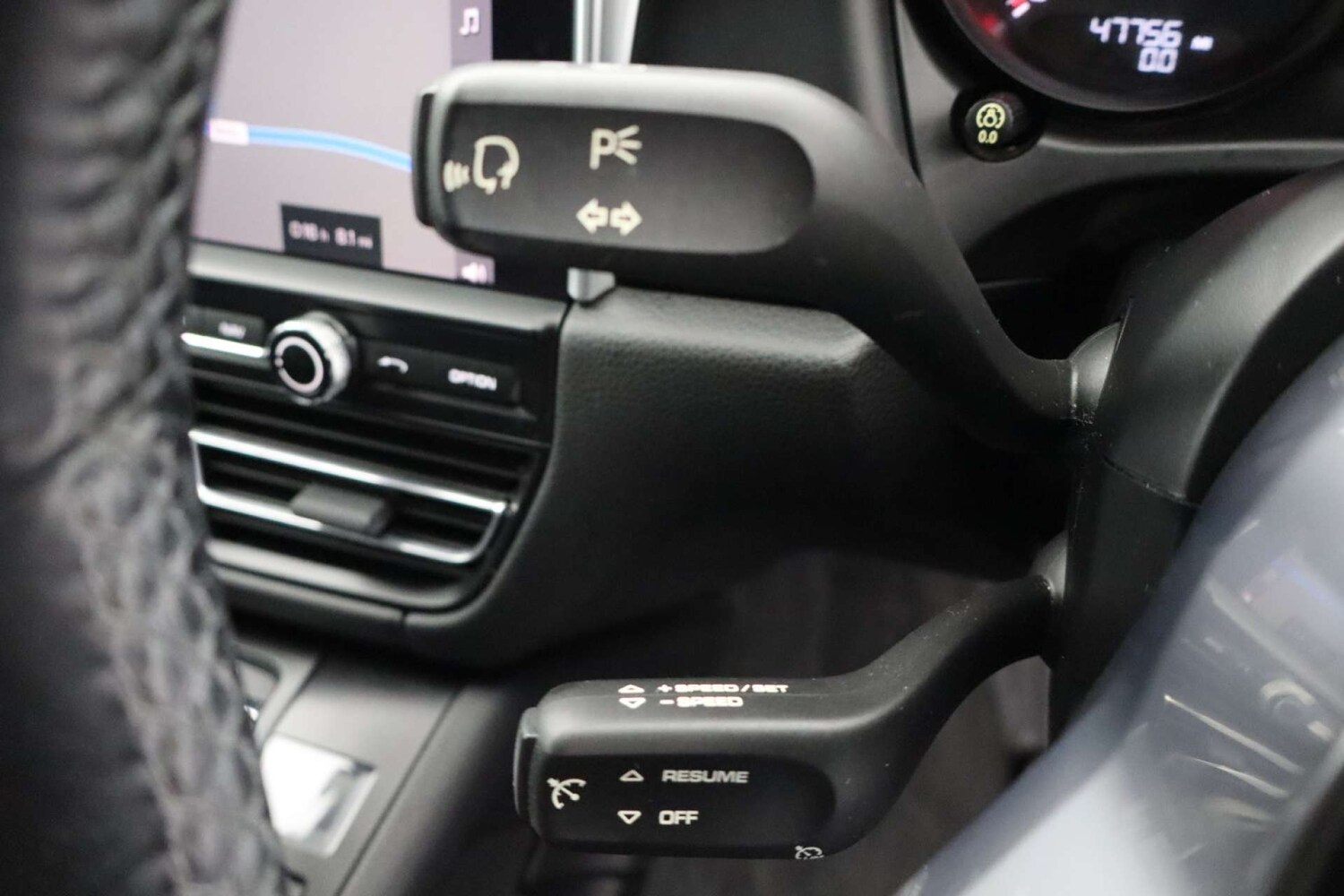 Used Porsche Macan 2018 for sale - 77584000: Photo 43