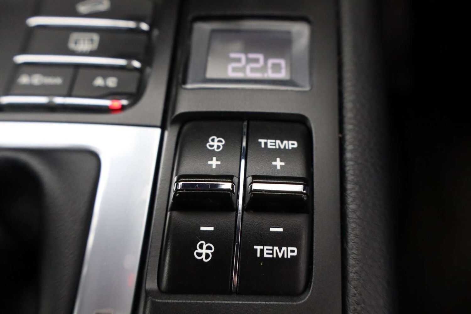 Used Porsche Macan 2018 for sale - 77584000: Photo 57