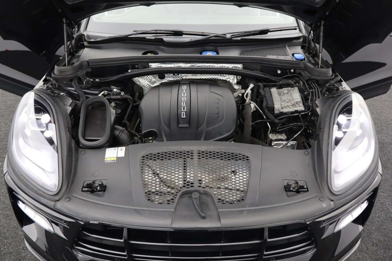 Used Porsche Macan 2018 for sale - 77584000: Photo 67