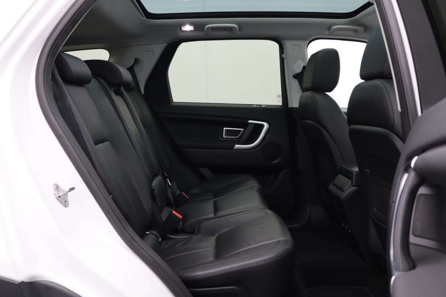 Used Land Rover Discovery Sport 2015 for sale - 76182596: Photo 13