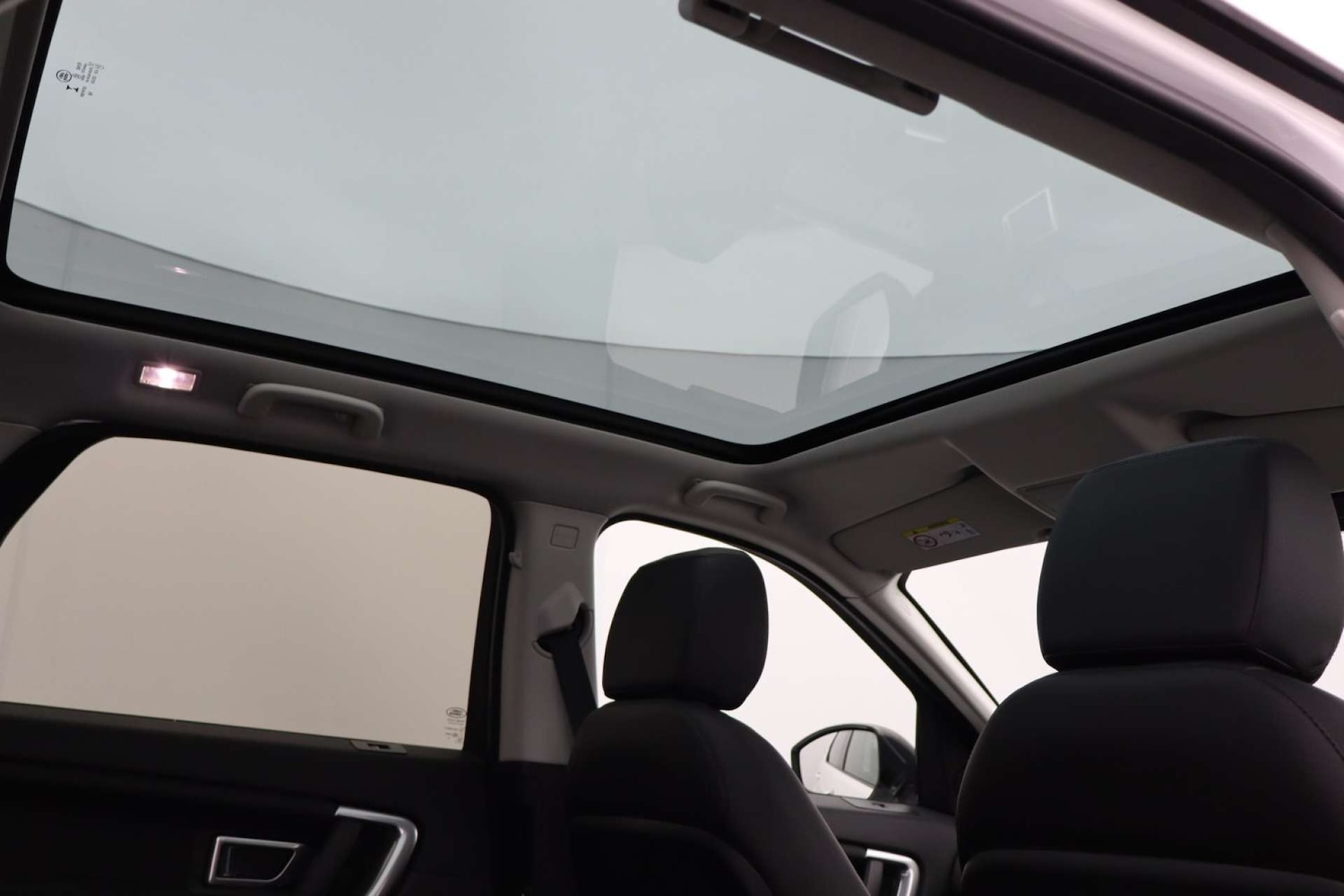 Used Land Rover Discovery Sport 2015 for sale - 76182596: Photo 15