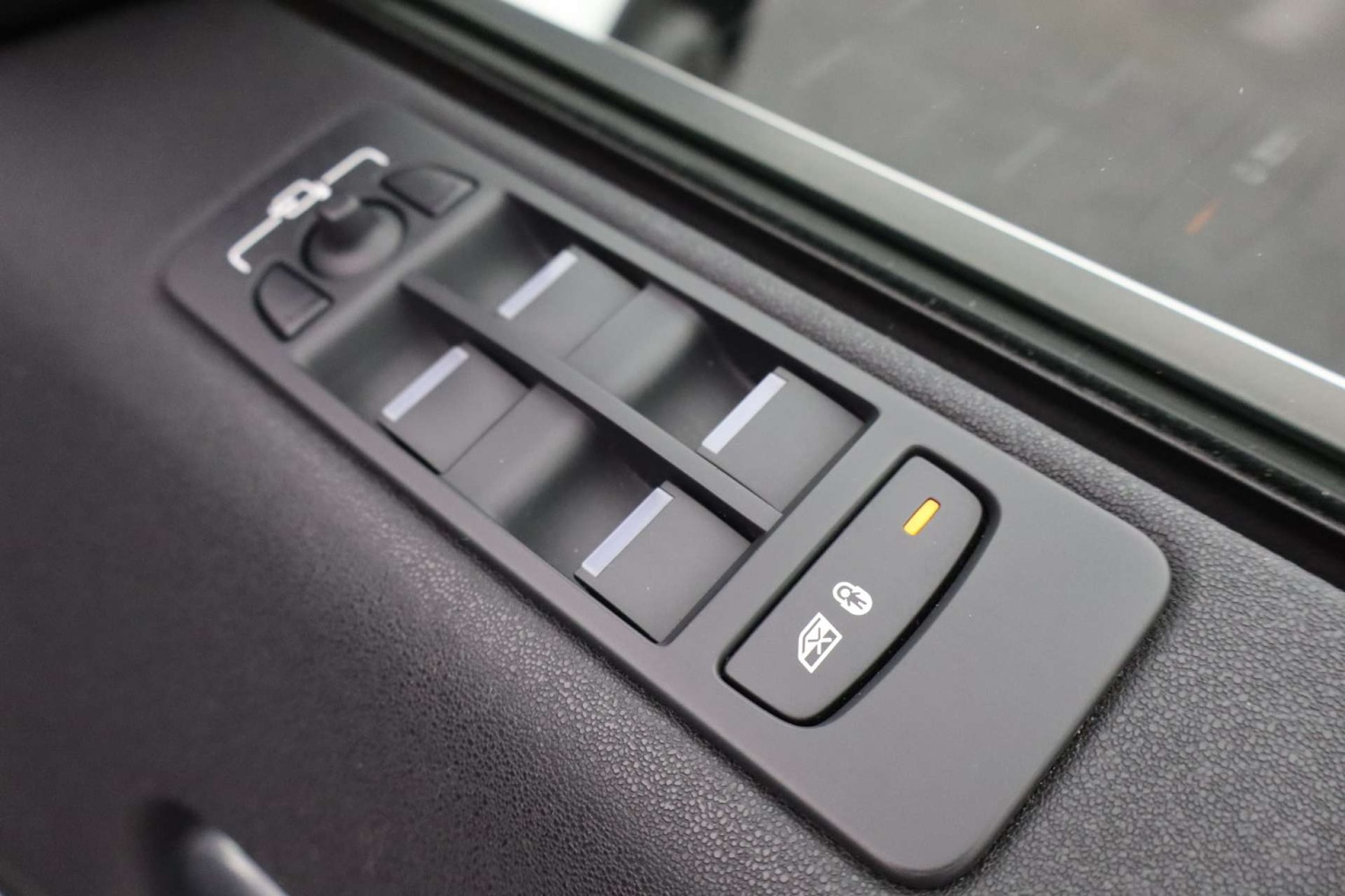 Used Land Rover Discovery Sport 2015 for sale - 76182596: Photo 20