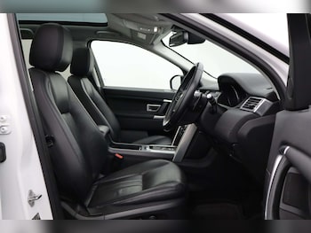 Used Land Rover Discovery Sport 2015 for sale - 76182596: Photo 2