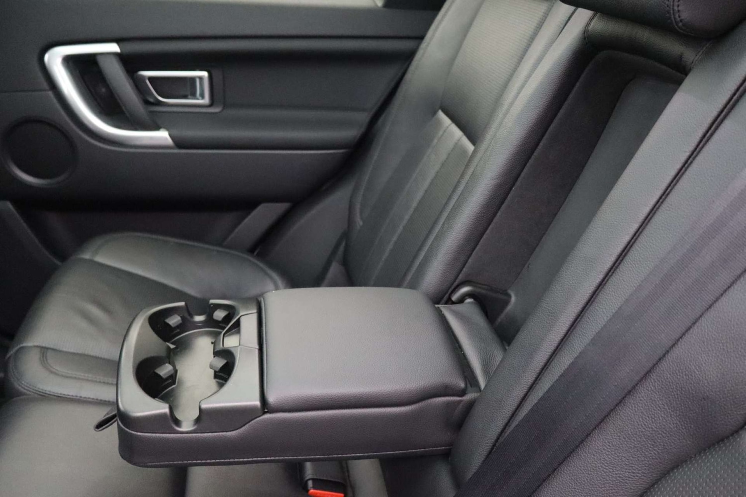 Used Land Rover Discovery Sport 2015 for sale - 76182596: Photo 47