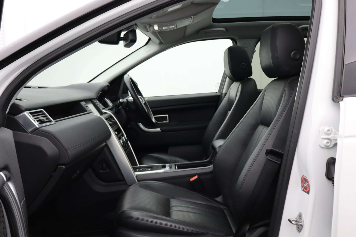Used Land Rover Discovery Sport 2015 for sale - 76182596: Photo 49