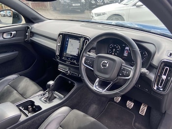 Used Volvo XC40 2020 for sale - 78747952: Photo