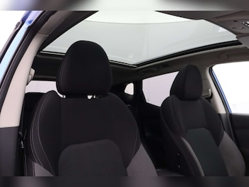 Used Nissan Qashqai 2018 for sale - 77830725: Photo