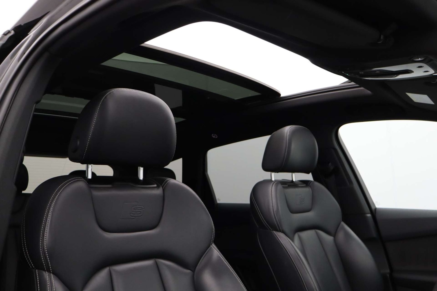Used Audi Q7 2018 for sale - 76182614: Photo 12