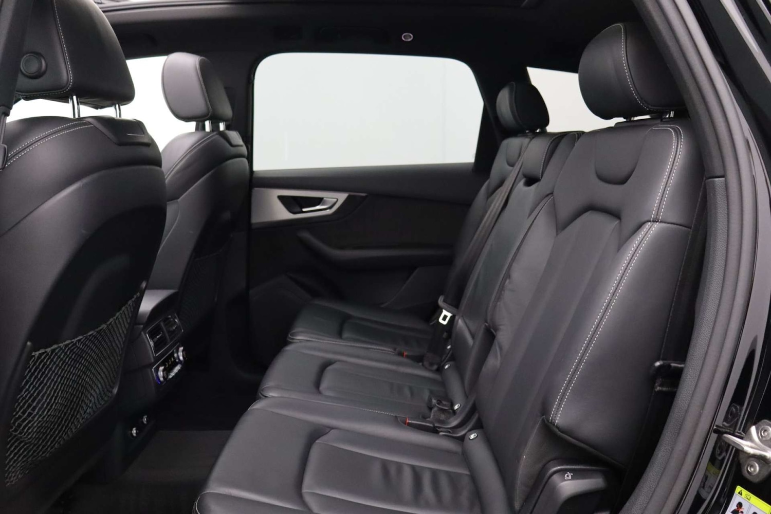 Used Audi Q7 2018 for sale - 76182614: Photo 35