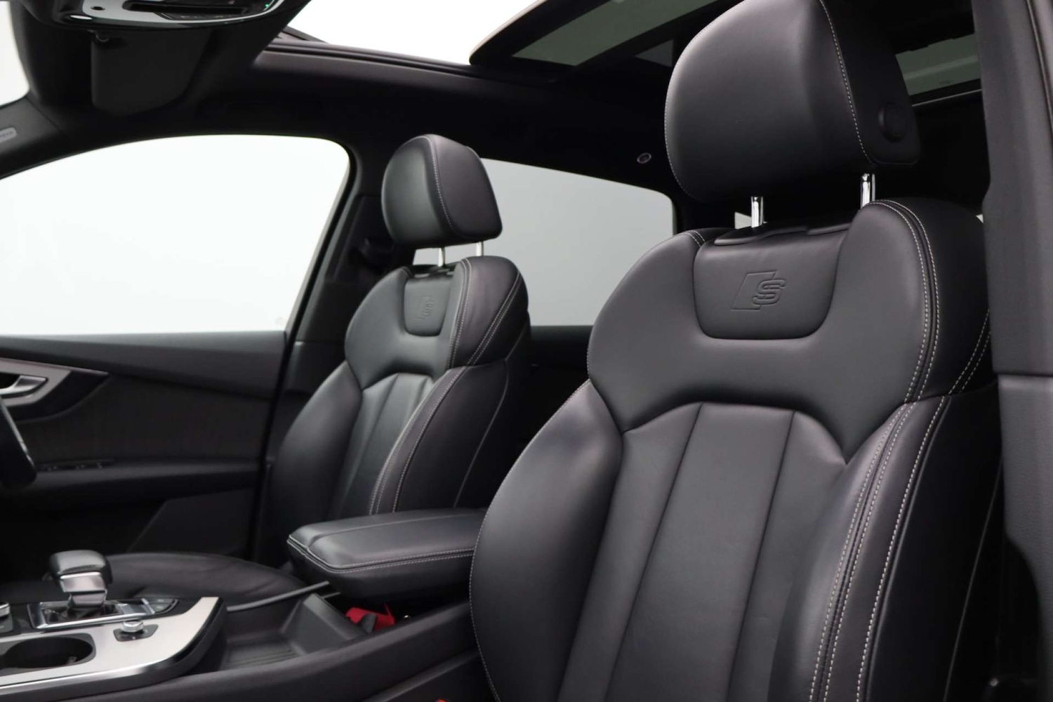 Used Audi Q7 2018 for sale - 76182614: Photo 40
