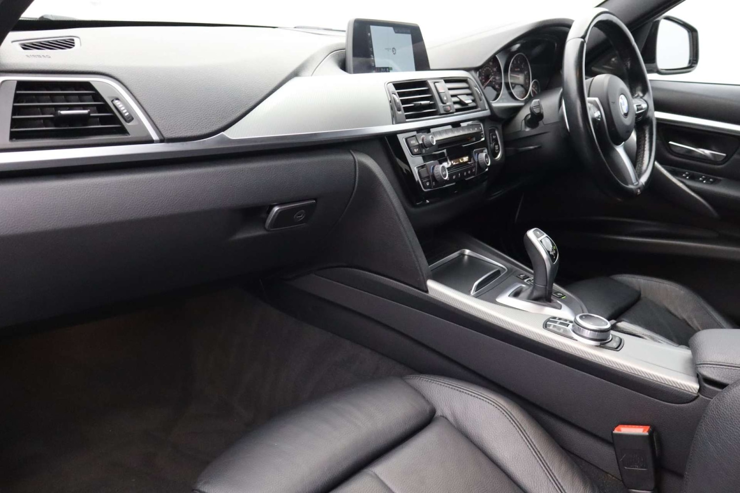 Used BMW 3 Series 2018 for sale - 77445645: Photo 12