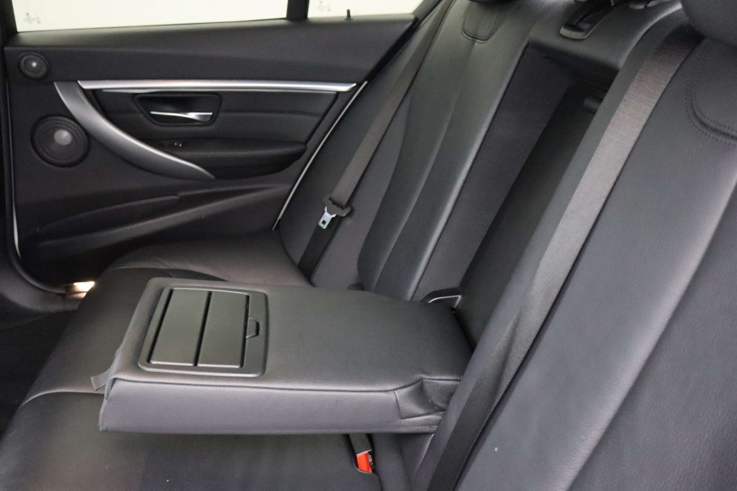 Used BMW 3 Series 2018 for sale - 77445645: Photo 43