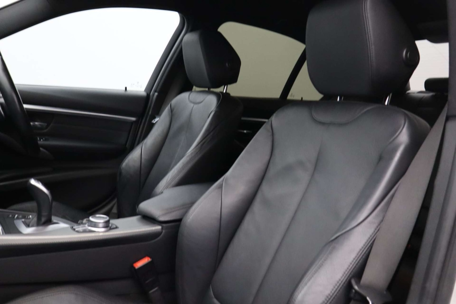 Used BMW 3 Series 2018 for sale - 77445645: Photo 45