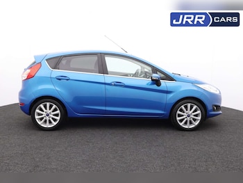 Used Ford Fiesta 2016 for sale - 77213740: Photo
