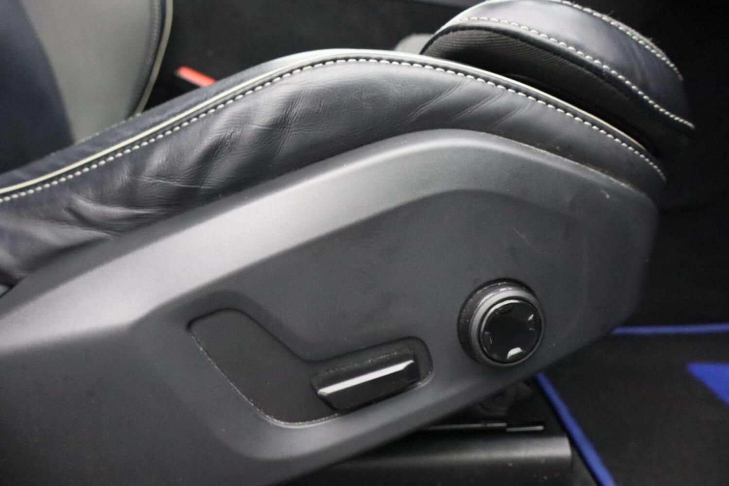 Used Volvo XC60 2019 for sale - 76378391: Photo 21