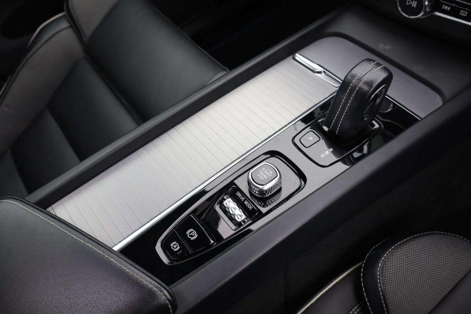 Used Volvo XC60 2019 for sale - 76378391: Photo 35