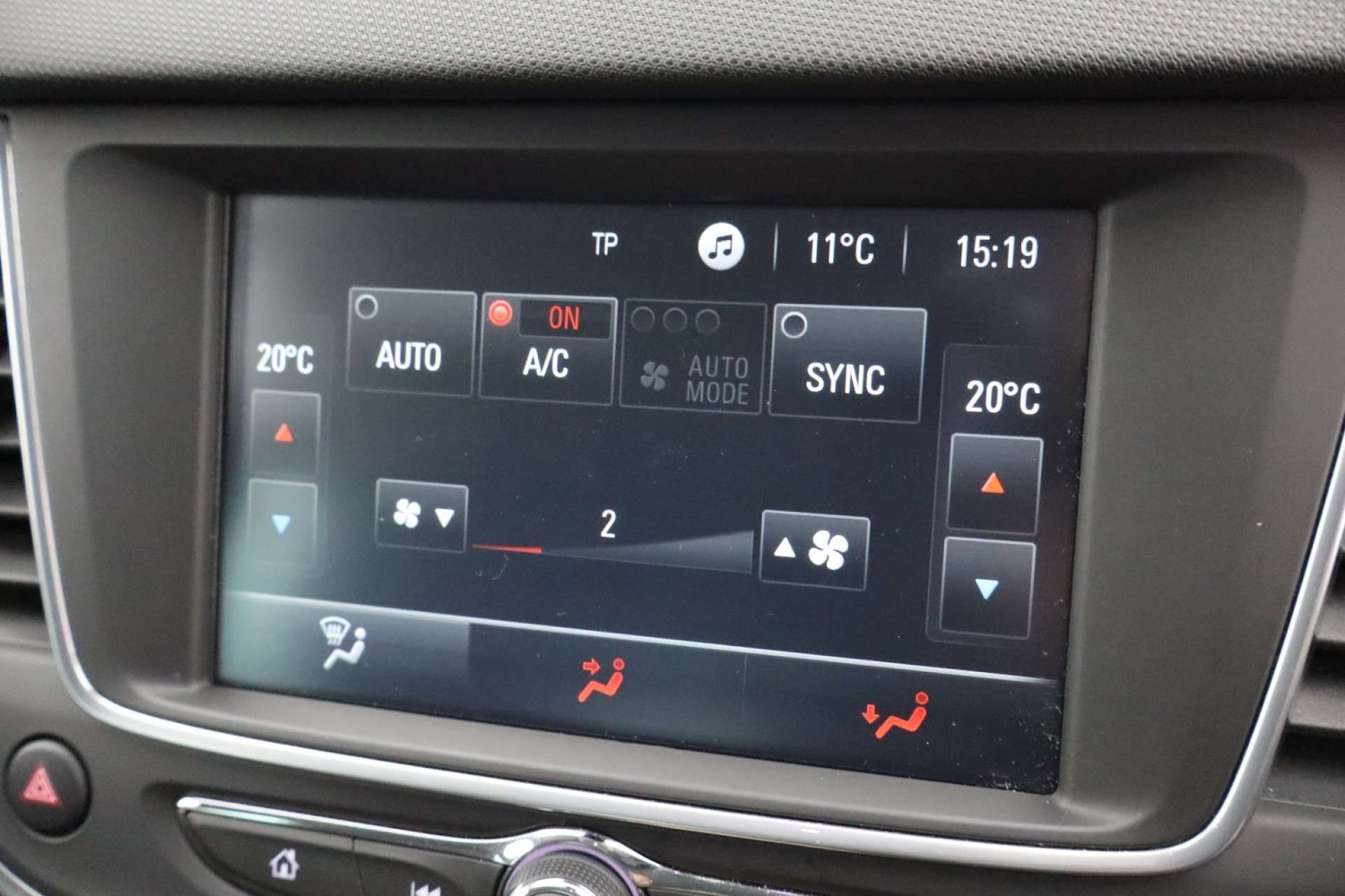 Used Vauxhall Crossland X 2019 for sale - 77535114: Photo 17