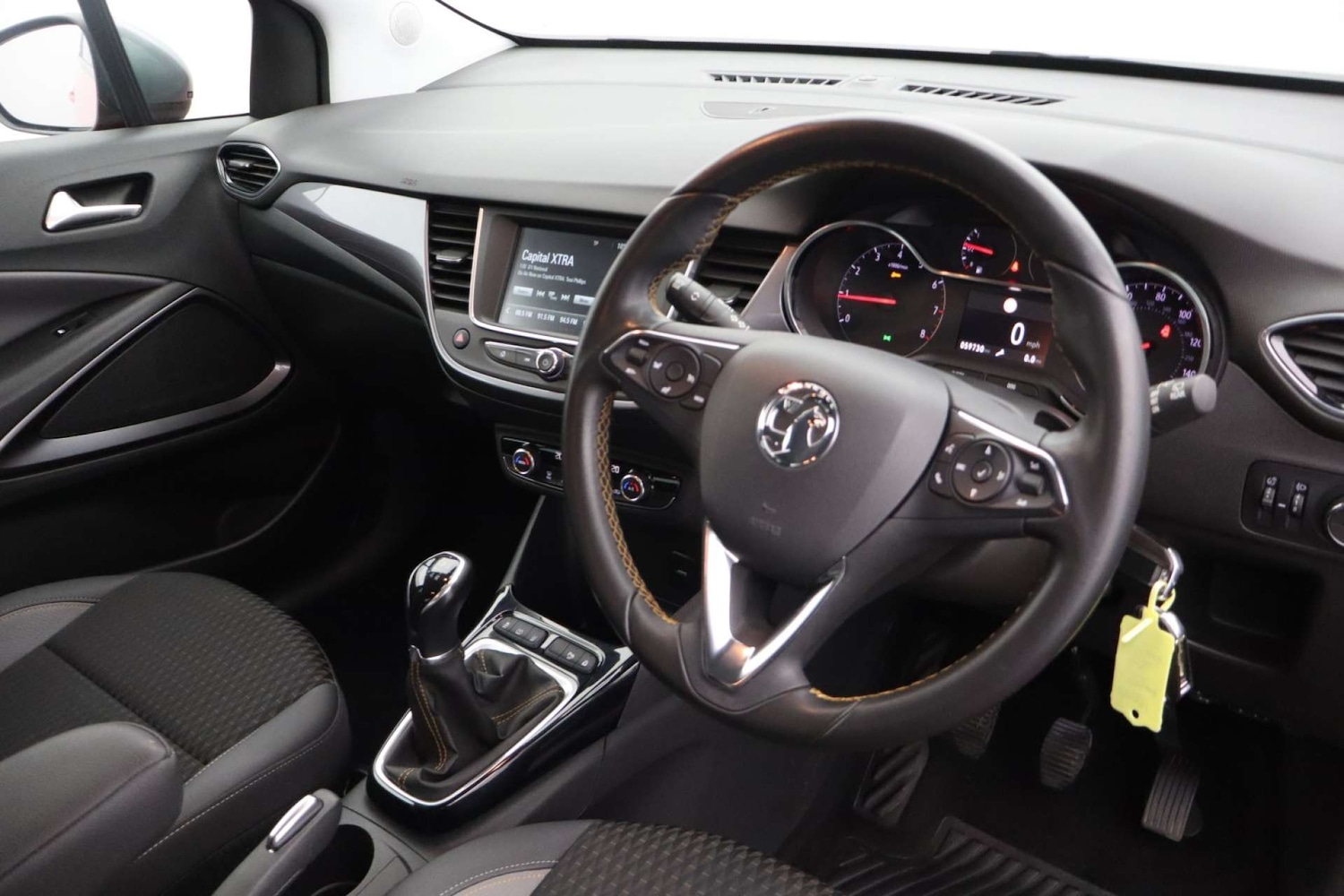 Used Vauxhall Crossland X 2019 for sale - 77535114: Photo 2