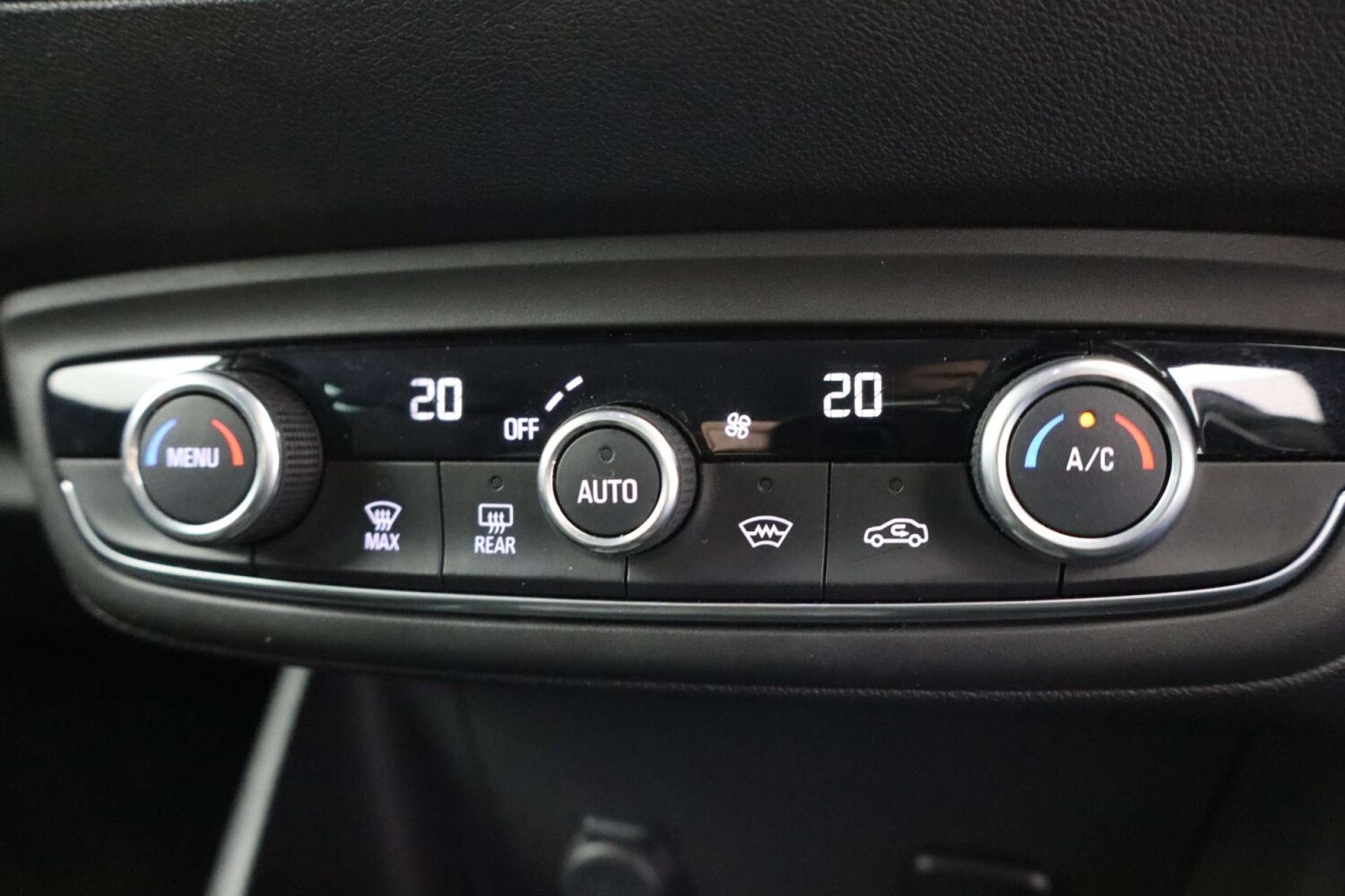 Used Vauxhall Crossland X 2019 for sale - 77535114: Photo 45