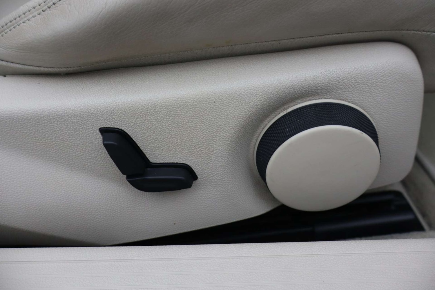 Used Mercedes-Benz E Class 2013 for sale - 77945445: Photo 18