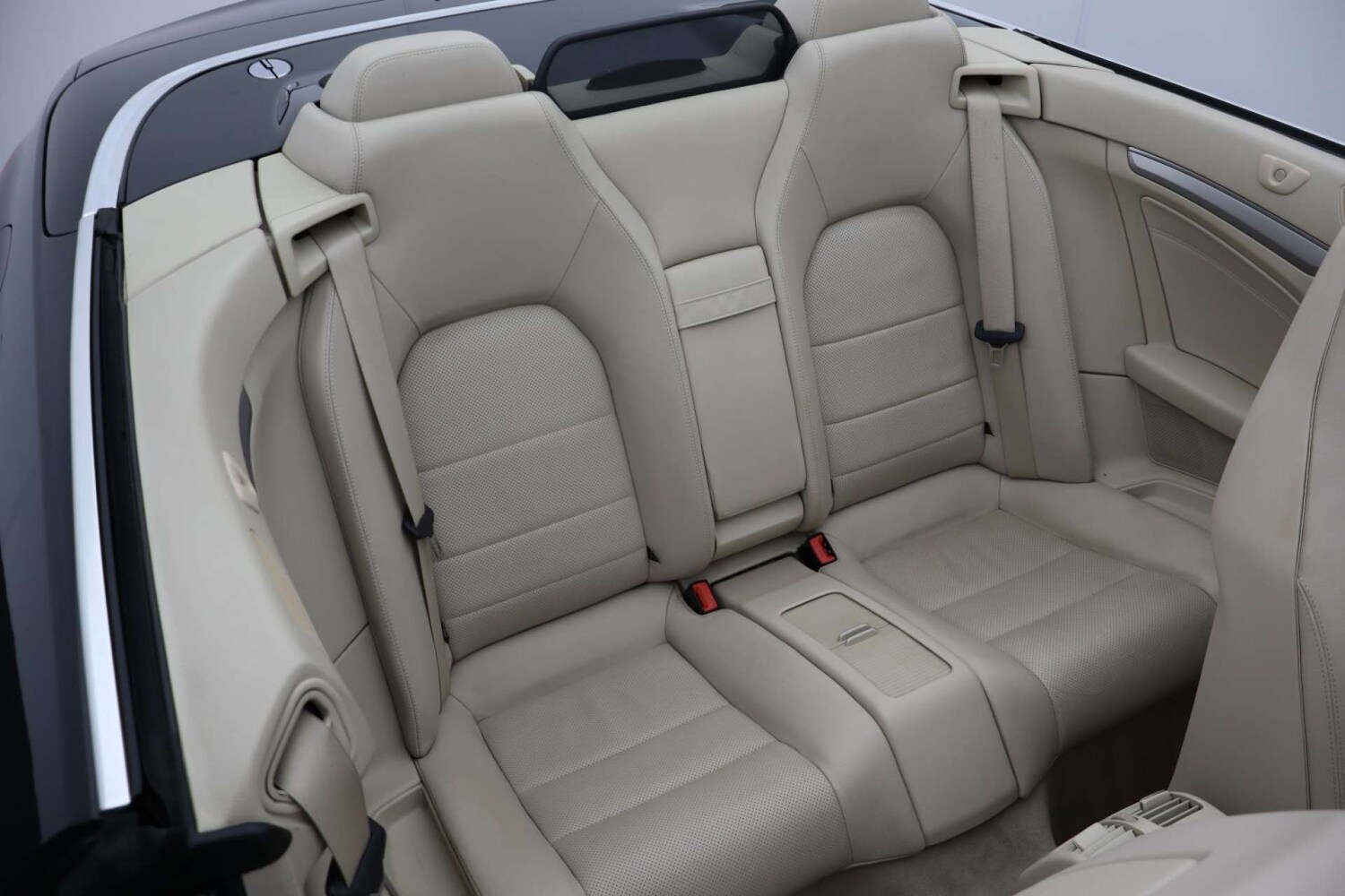 Used Mercedes-Benz E Class 2013 for sale - 77945445: Photo 21