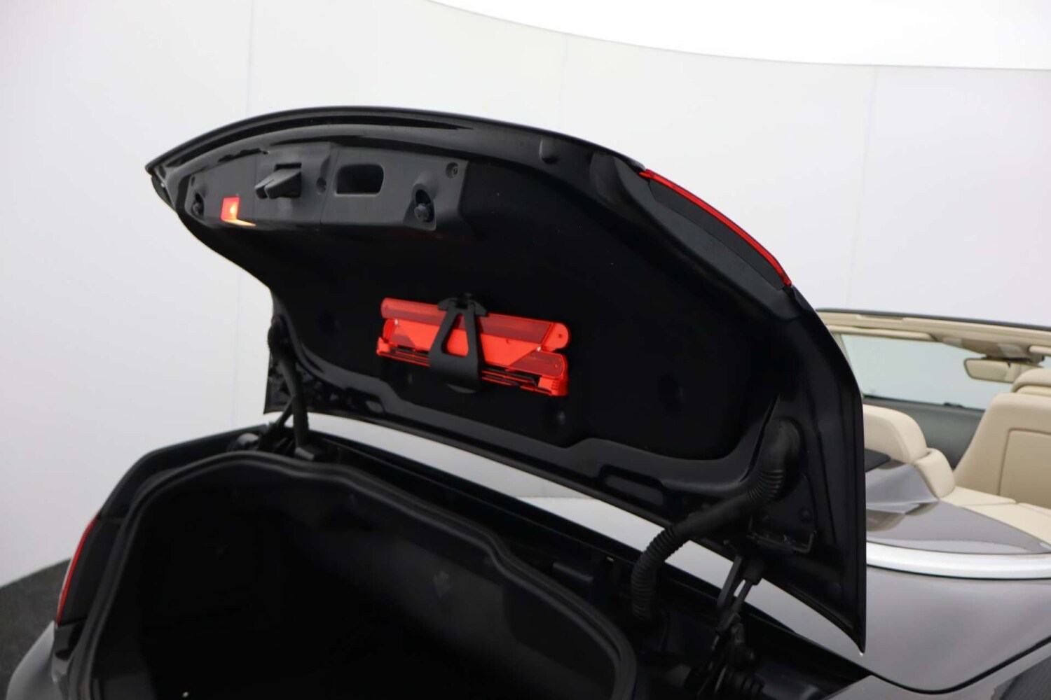 Used Mercedes-Benz E Class 2013 for sale - 77945445: Photo 25