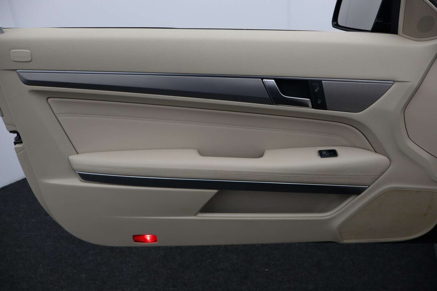 Used Mercedes-Benz E Class 2013 for sale - 77945445: Photo 29