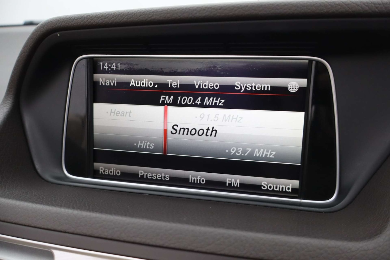 Used Mercedes-Benz E Class 2013 for sale - 77945445: Photo 37