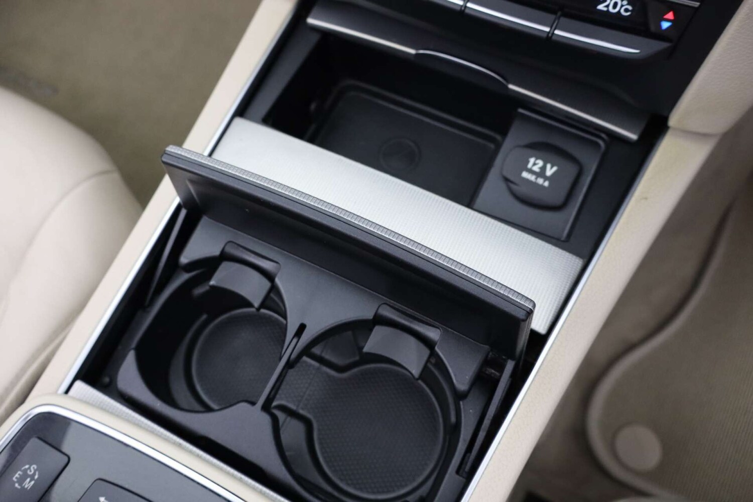 Used Mercedes-Benz E Class 2013 for sale - 77945445: Photo 45