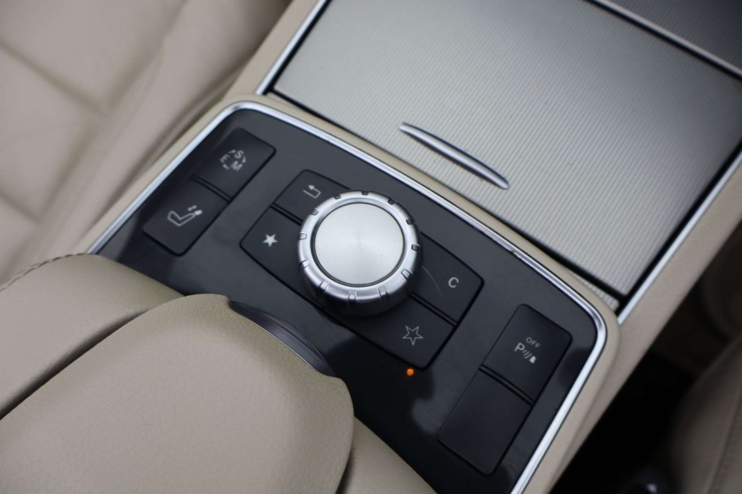 Used Mercedes-Benz E Class 2013 for sale - 77945445: Photo 46