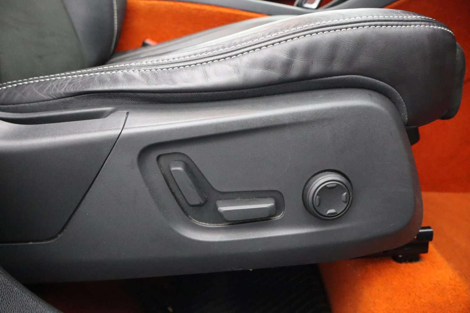 Used Volvo XC40 2018 for sale - 76764990: Photo 14