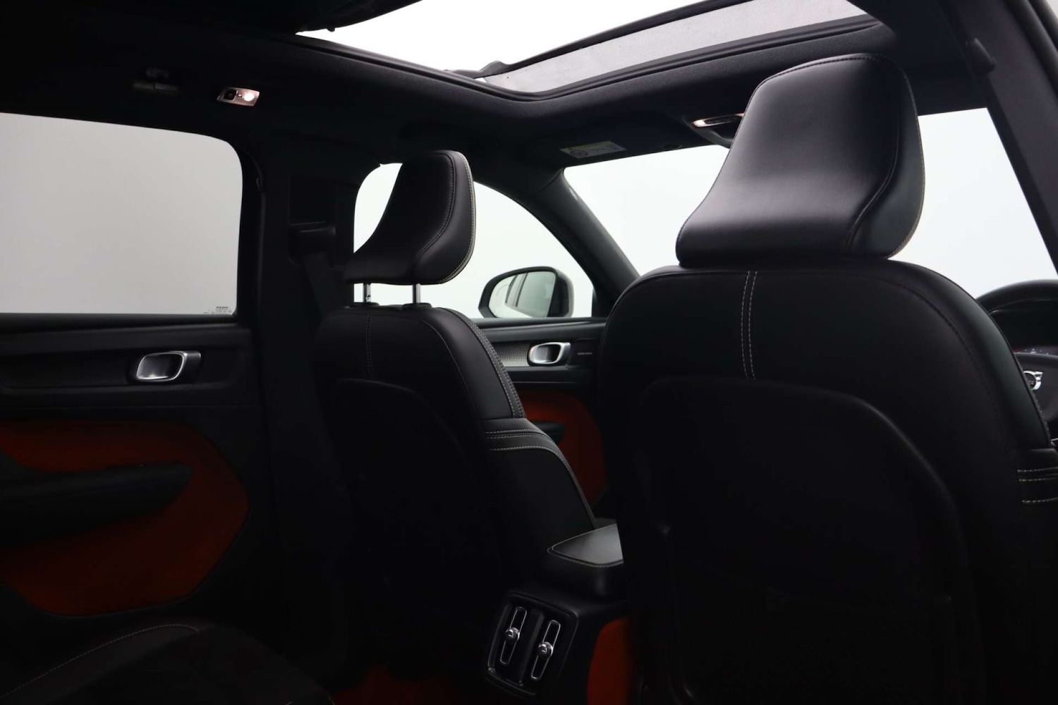 Used Volvo XC40 2018 for sale - 76764990: Photo 21