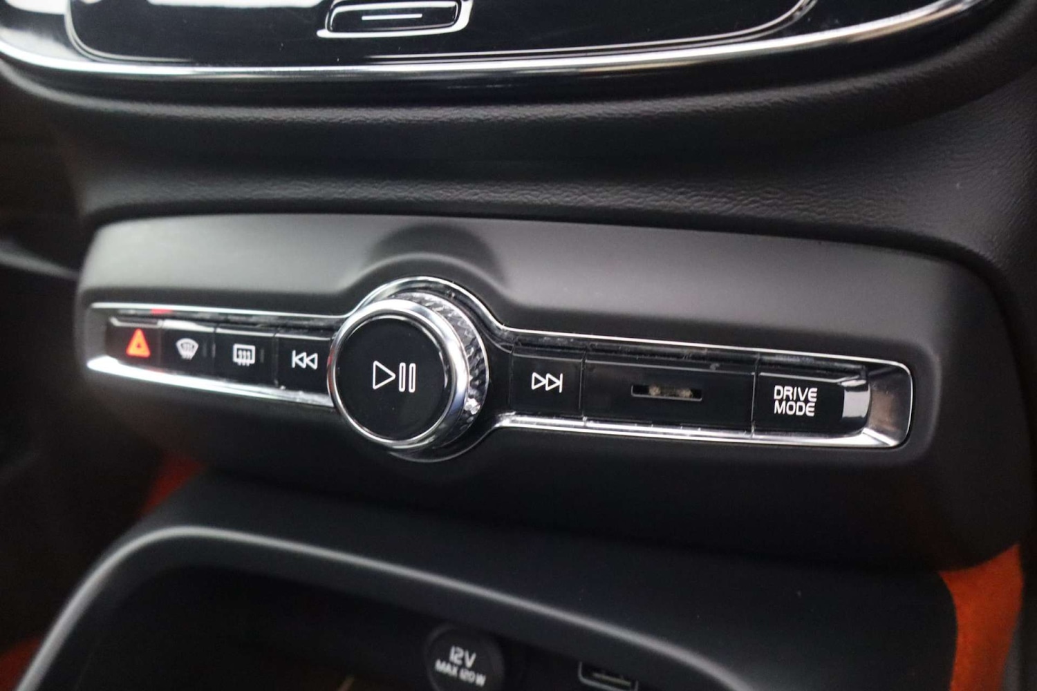 Used Volvo XC40 2018 for sale - 76764990: Photo 49